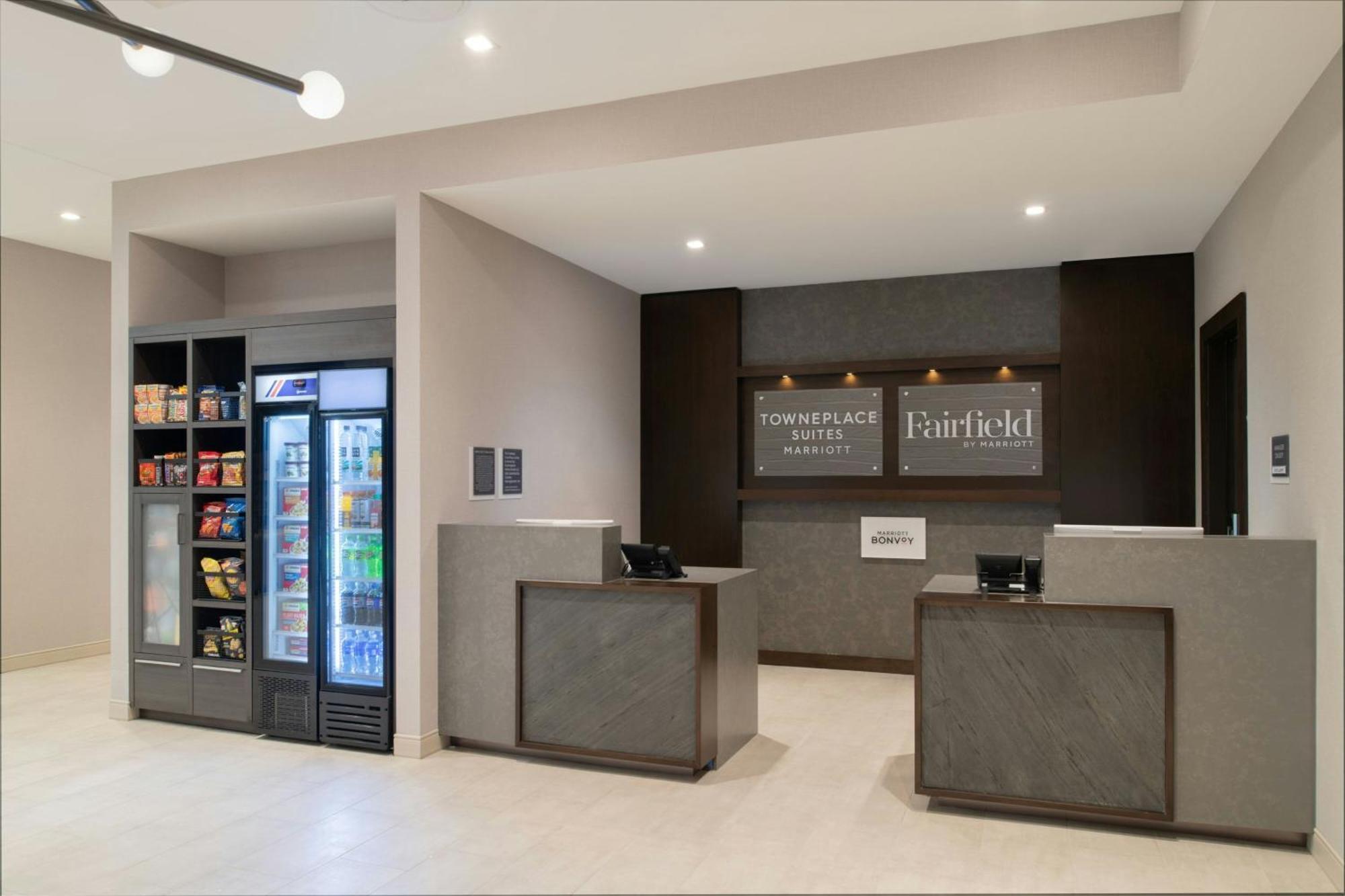 Towneplace Suites By Marriott Фреймінґгем Екстер'єр фото